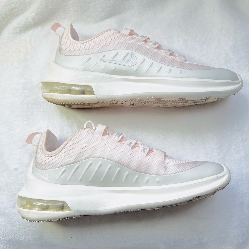NIKE WMNS Air Max Axis Light Soft Pink Metallic Platinum - 5.5W